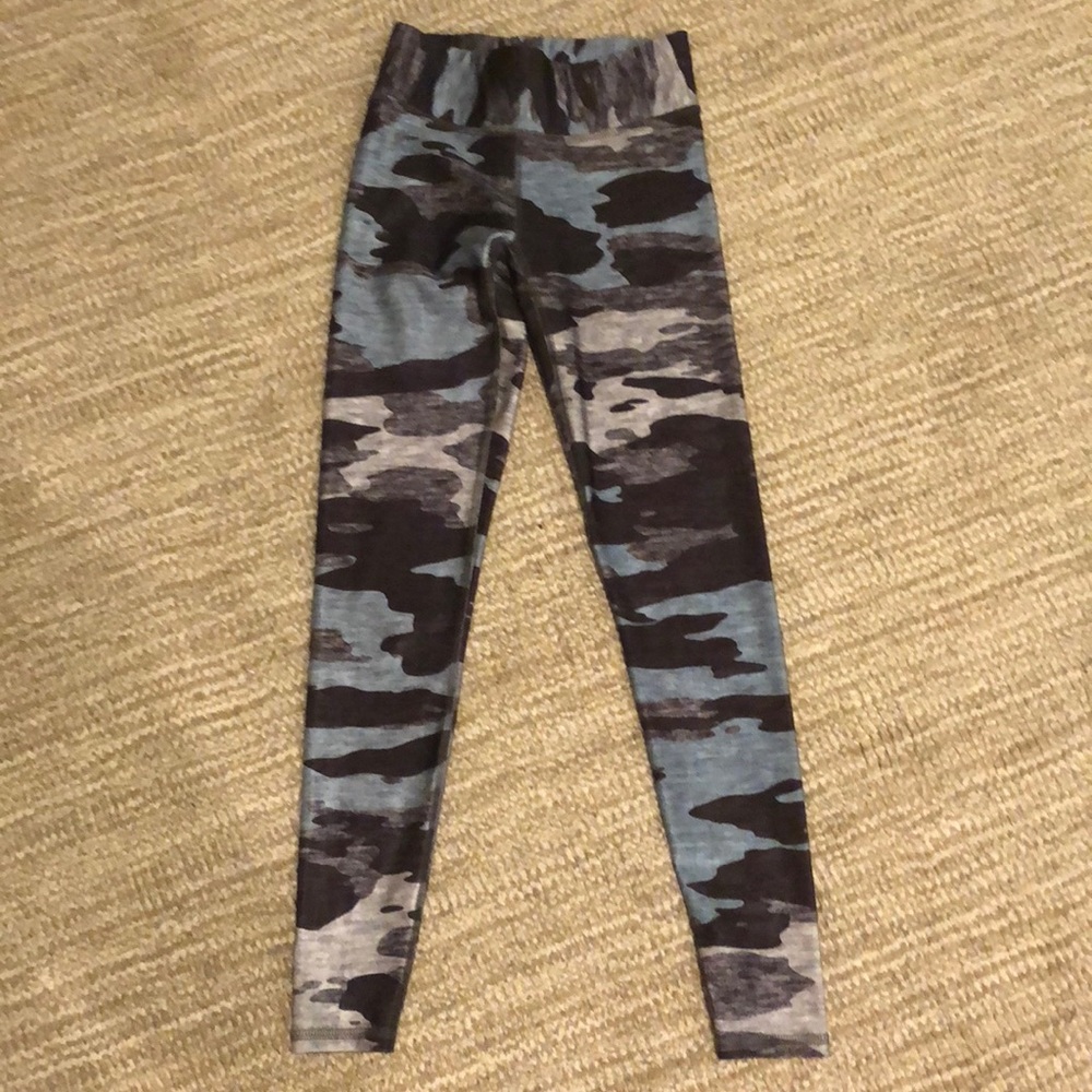 Zara Terez camouflaged leggings